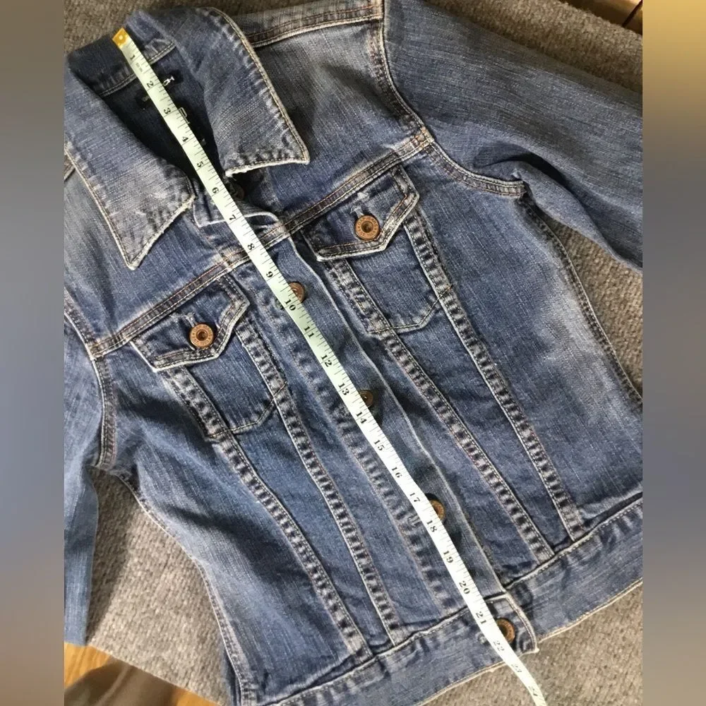 Gap denim jacket women’s XS